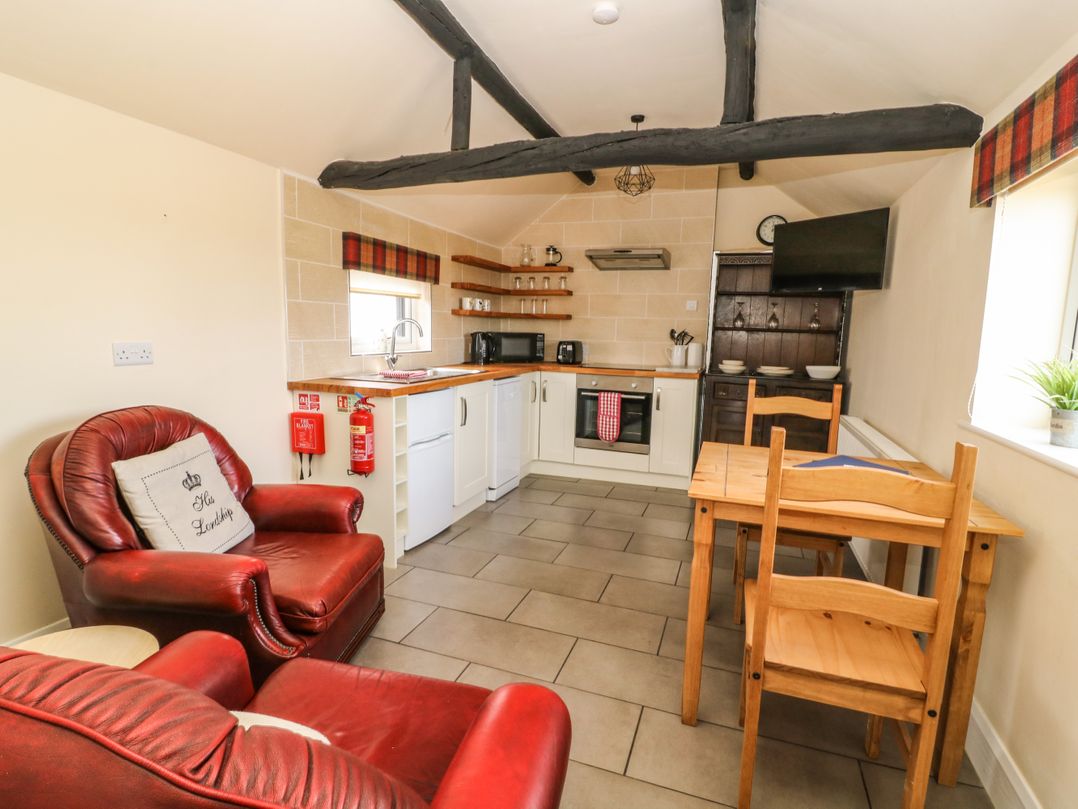 Cow Shed Cottage — photo 4